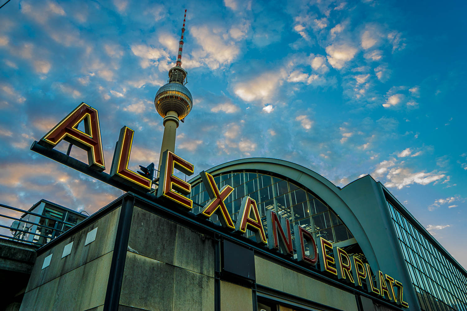 Alexanderplatz fonts from Germany Berlin Alexanderplatz
